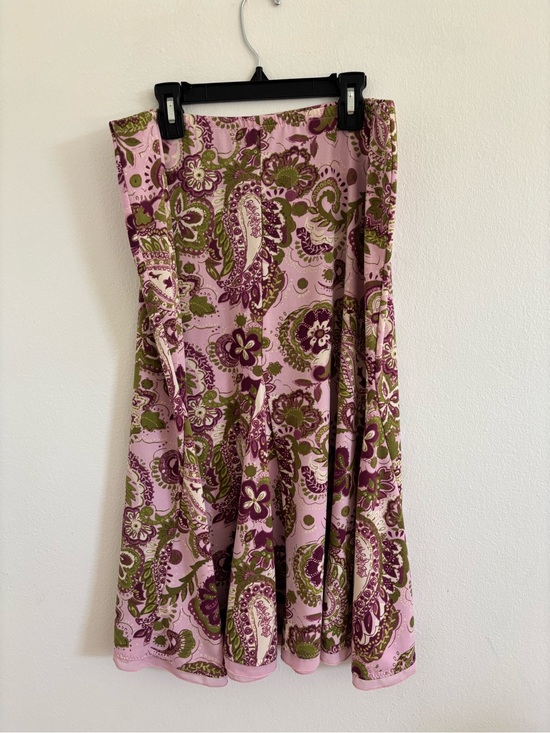 Liz Claiborne Dresses & Skirts - Liz Claiborne Pink Paisley Skater Skirt with Olive and Plum Accents